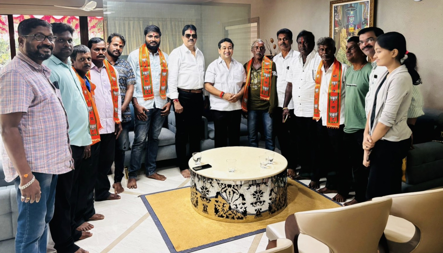 देवगड फणसे येथील उबाठा सेनेच्या कार्यकर्त्यांचा भाजपमध्ये प्रवेश आम.नितेश राणे यांनी केले  स्वागत