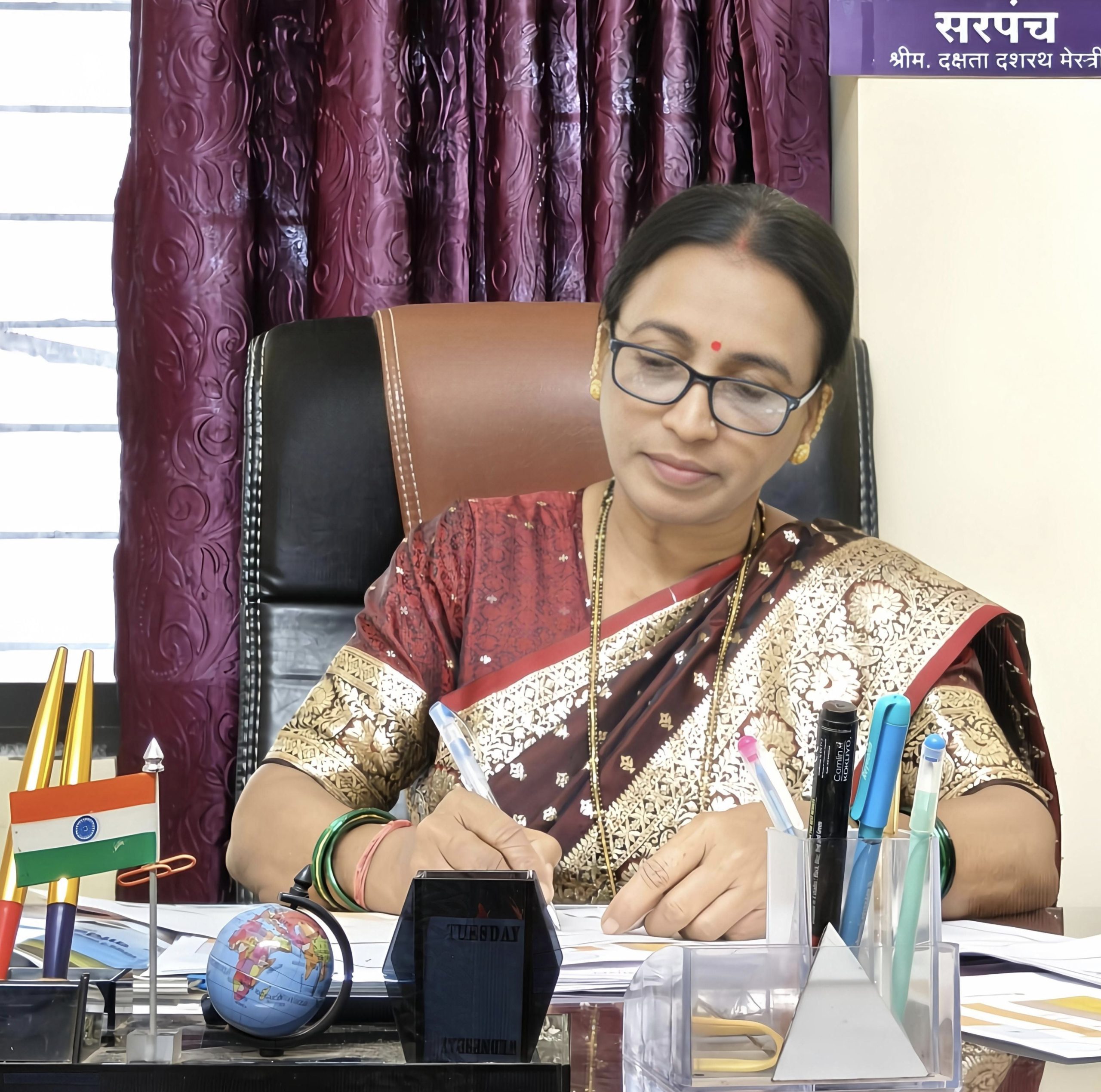 उद्याच्या सुनावणीकडे झारापचे लक्ष; सात दिवसांच्या मुदतीत सरपंच दक्षता मेस्त्री यांनी कामकाजाला दिली गती”