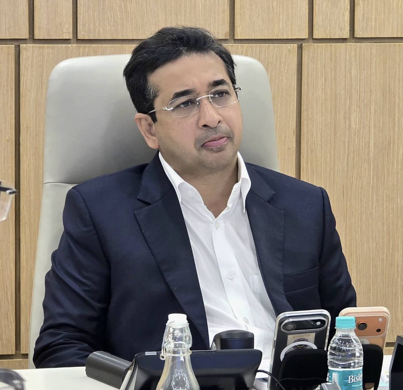 गणेशोत्सवापूर्वी सिंधुदुर्गातील रस्त्यांची दुरुस्ती युद्धपातळीवर पूर्ण करा: मंत्री नितेश राणे यांचे निर्देश